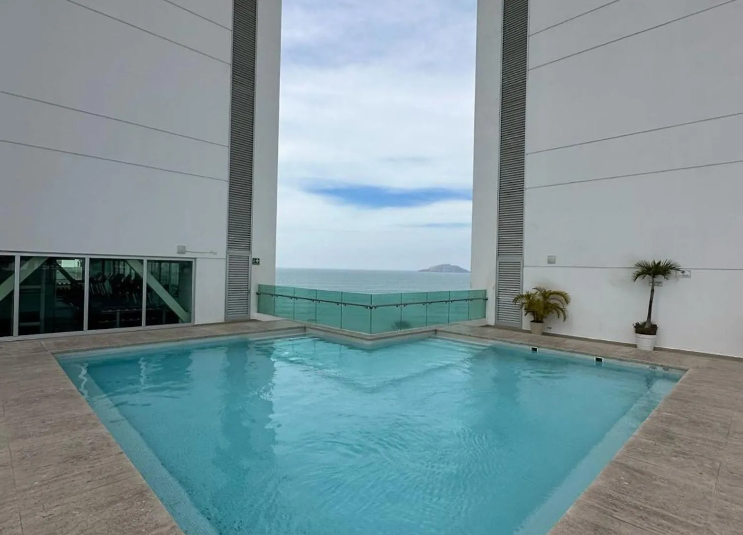 Departamento En Mazatlan Frente Al Mar Y Alberca Comun. Apartment 0*,